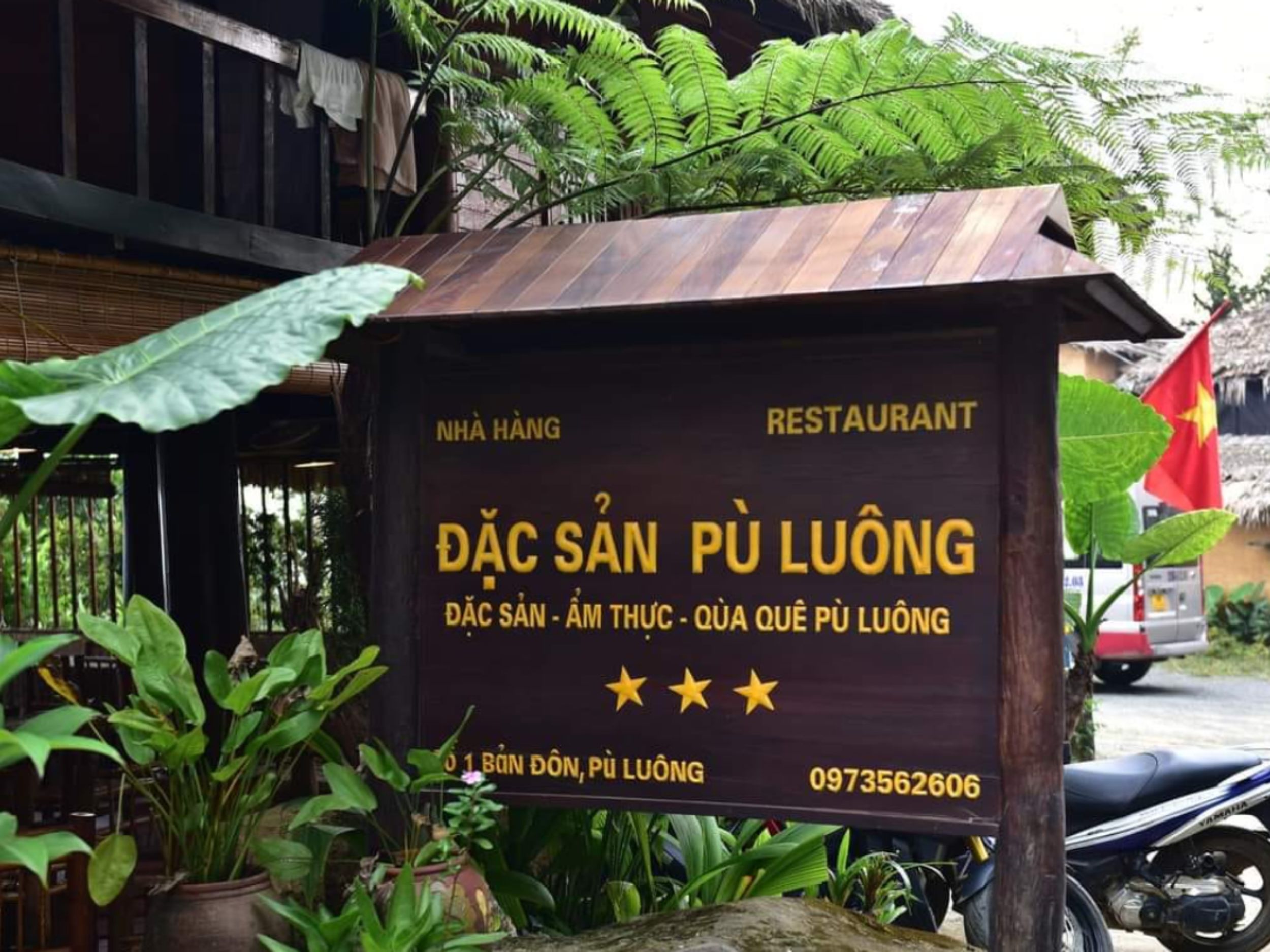 Nhà hàng đặc sản Pù Luông 