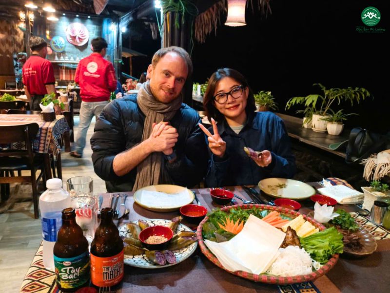 ăn tối Pù Luông